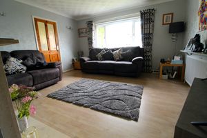 Living Room- click for photo gallery